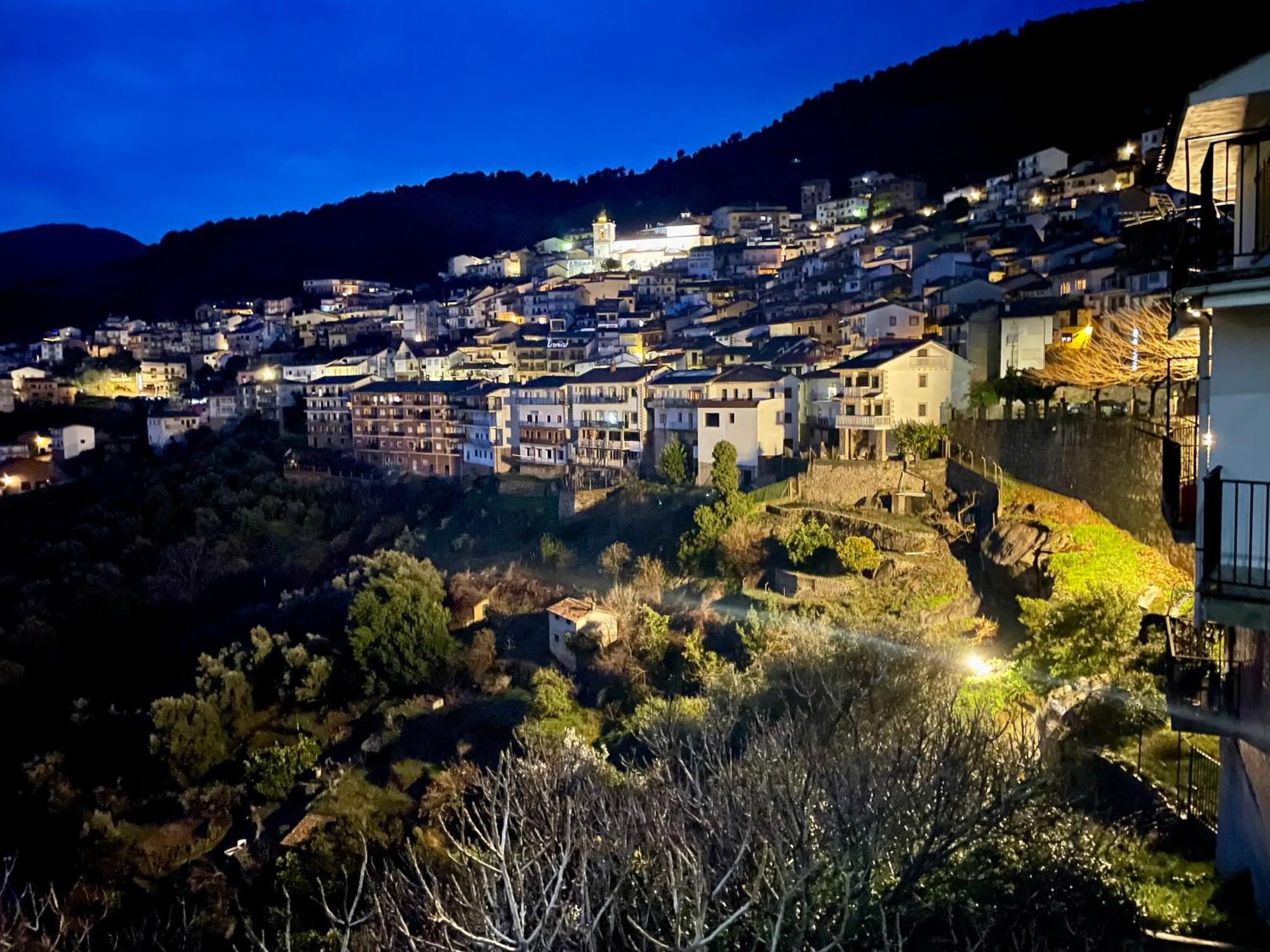 Espejo Del Tietar Villa Pedro Bernardo ภายนอก รูปภาพ